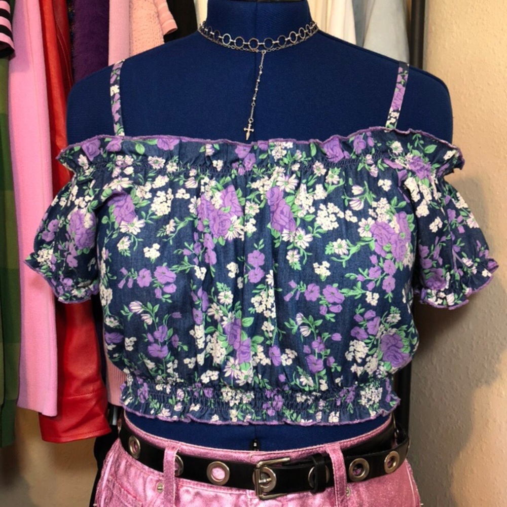 Floral off the shoulder crop top